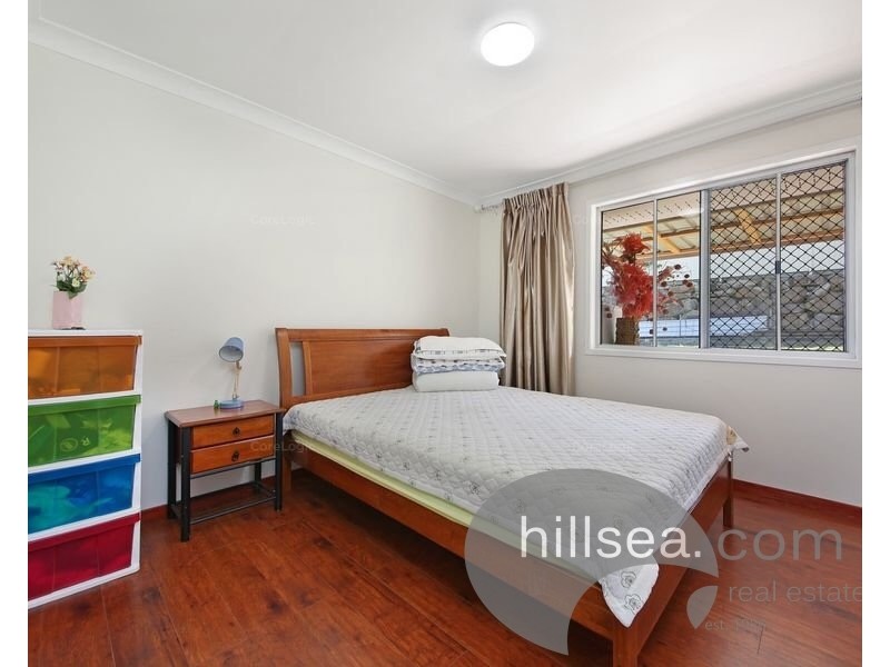 70 Panache Street, Molendinar QLD 4214