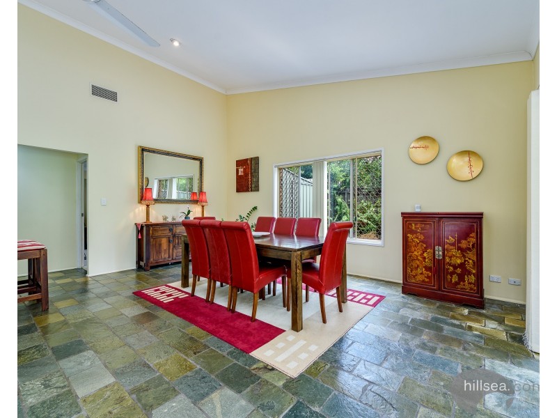 17 Ossie Court, Parkwood QLD 4214