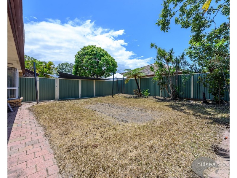 2/97 Olsen Avenue, Labrador QLD 4215