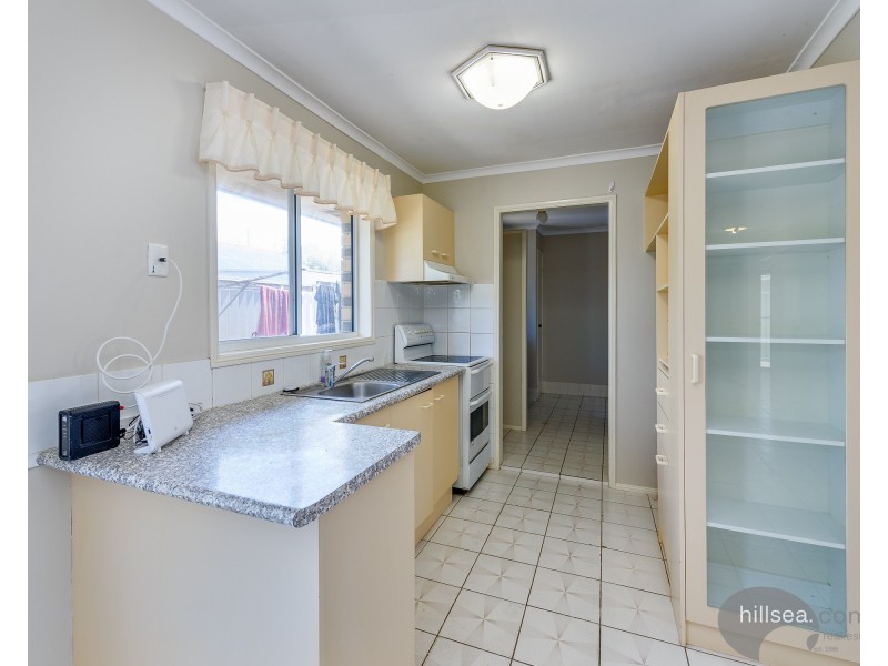 2/97 Olsen Avenue, Labrador QLD 4215