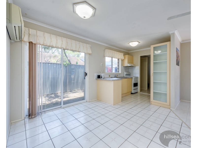 2/97 Olsen Avenue, Labrador QLD 4215