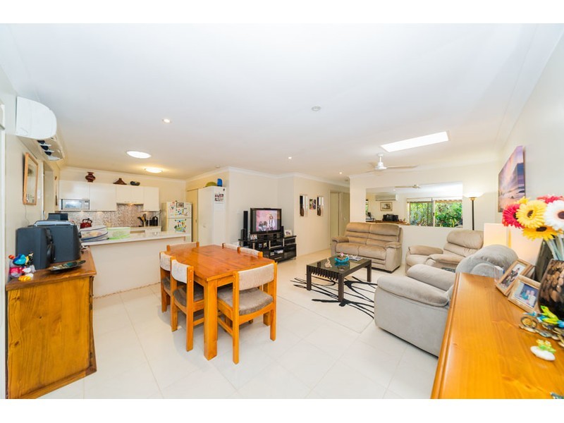 176/31 Usher Avenue, Labrador QLD 4215