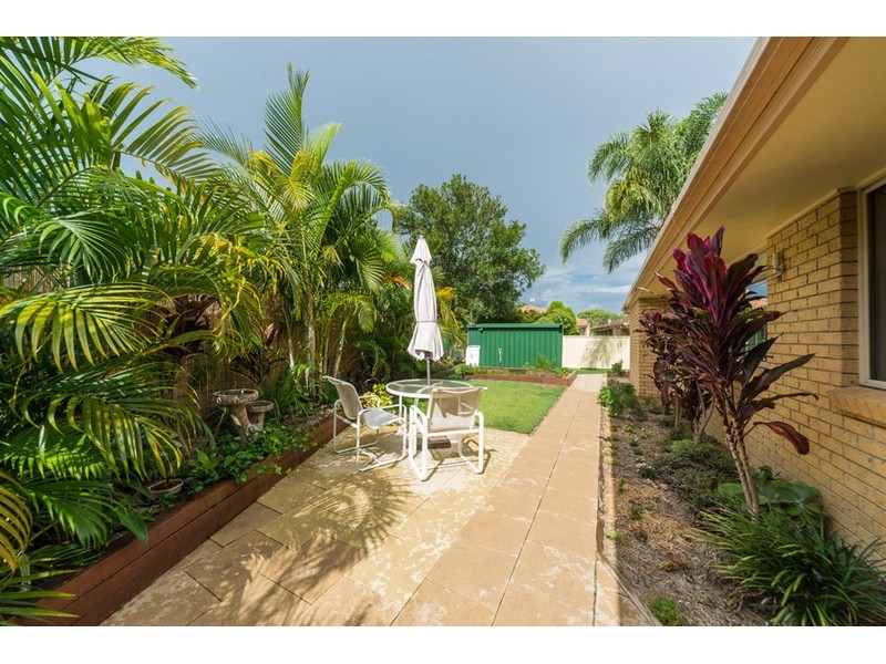 176/31 Usher Avenue, Labrador QLD 4215