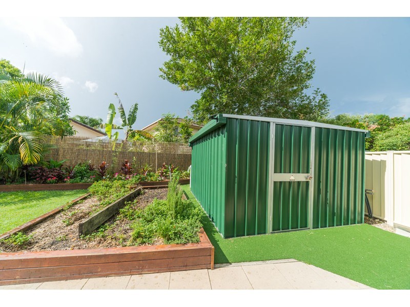 176/31 Usher Avenue, Labrador QLD 4215