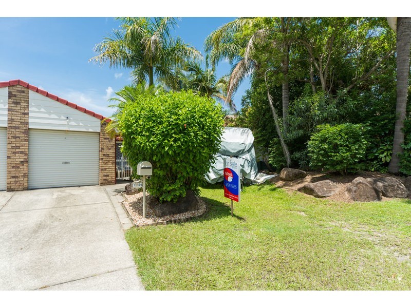 1/69 Usher Avenue, Labrador QLD 4215