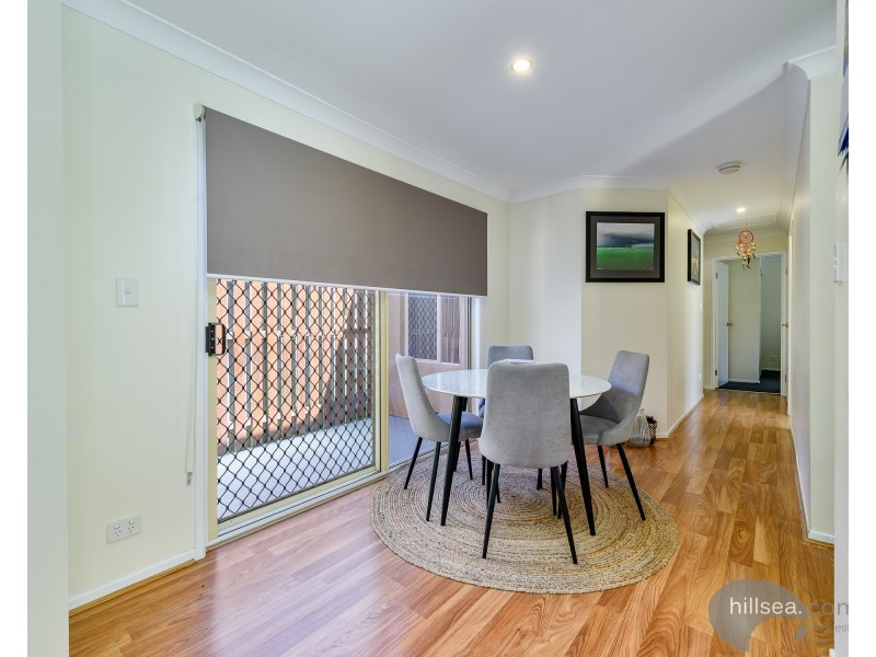4/173 Government Road, Labrador QLD 4215