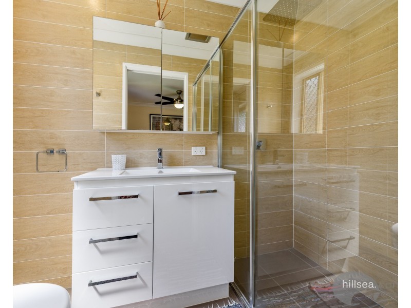 4/173 Government Road, Labrador QLD 4215