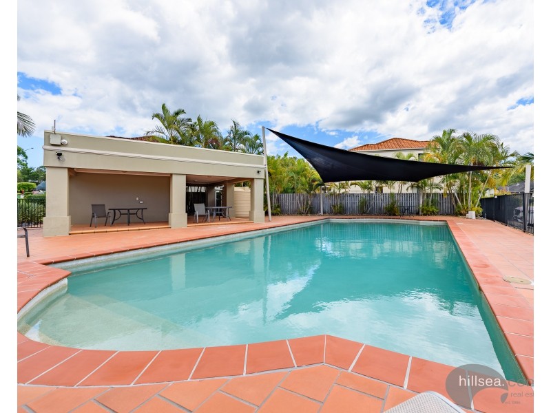 39/74 Universal Street, Pacific Pines QLD 4211