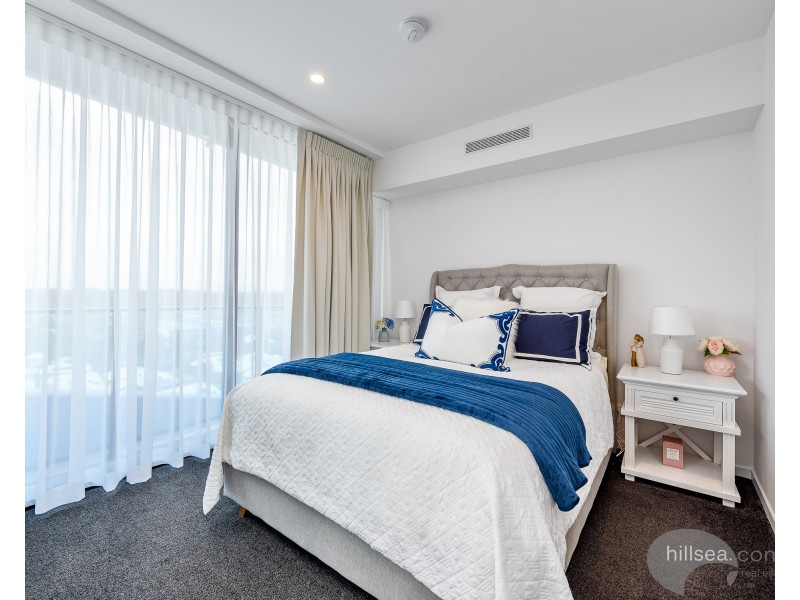 5809/5 Harbour Side Court, Biggera Waters QLD 4216