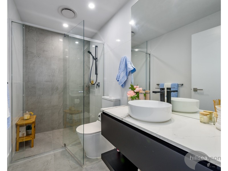 5809/5 Harbour Side Court, Biggera Waters QLD 4216