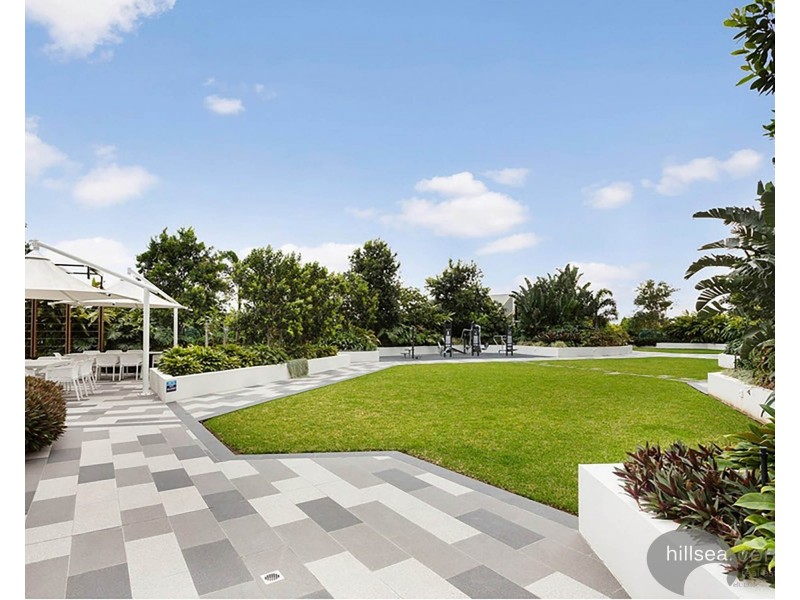 5809/5 Harbour Side Court, Biggera Waters QLD 4216