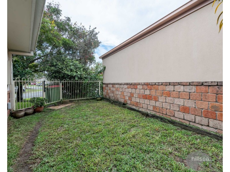 30 Leighanne Crescent, Arundel QLD 4214