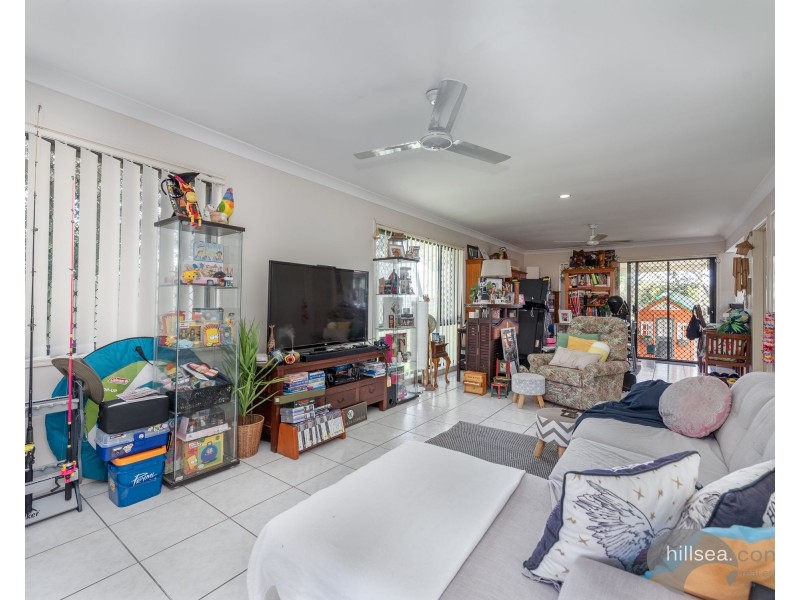 32/13 Hervey Street, Pacific Pines QLD 4211