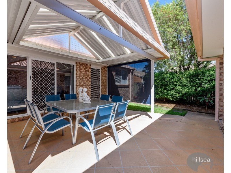 2/8 Jannie Court, Labrador QLD 4215