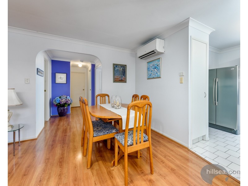 2/8 Jannie Court, Labrador QLD 4215