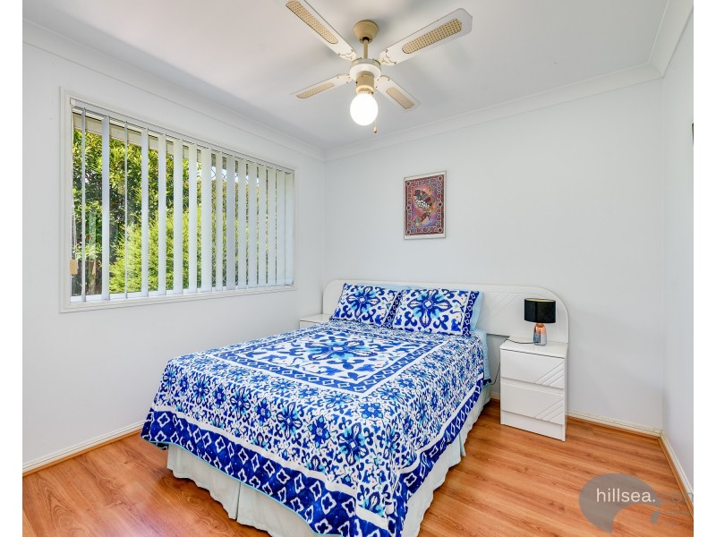 2/8 Jannie Court, Labrador QLD 4215
