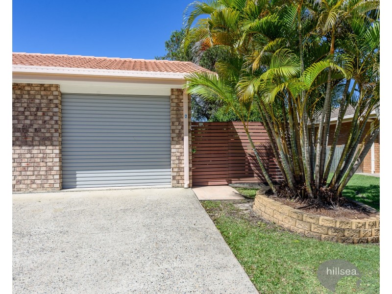 2/8 Jannie Court, Labrador QLD 4215