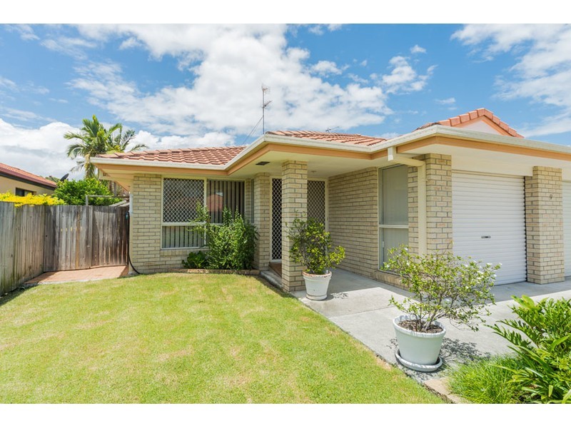 1/9 Catherine Court, Labrador QLD 4215