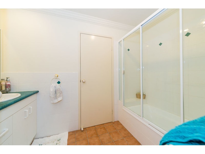 1/9 Catherine Court, Labrador QLD 4215