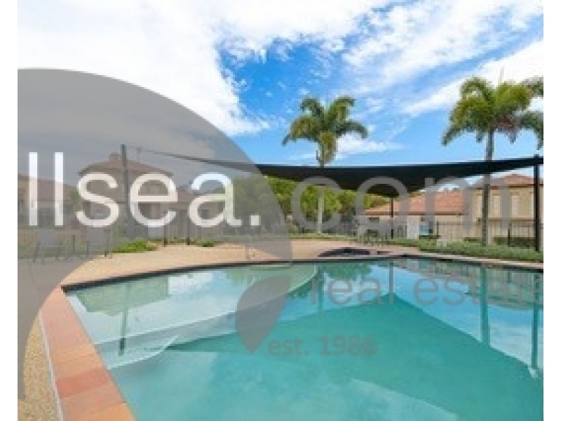 63/24 Amsonia Court, Arundel QLD 4214