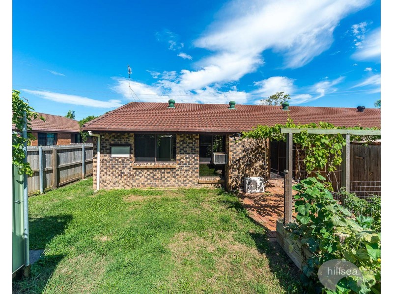 1/204 Olsen Avenue, Arundel QLD 4214