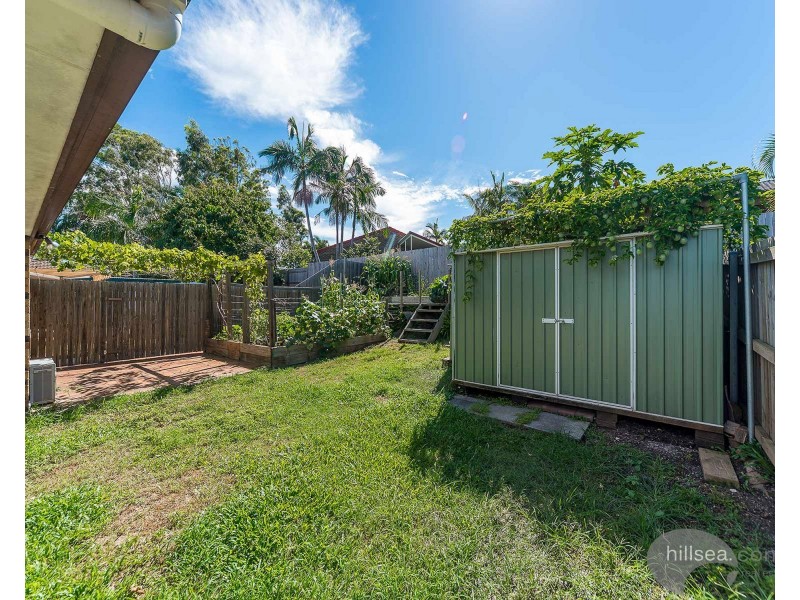 1/204 Olsen Avenue, Arundel QLD 4214