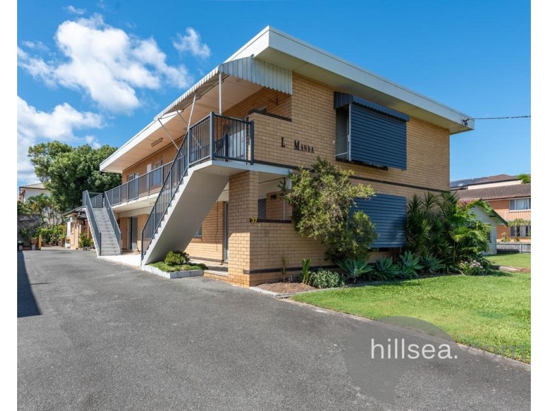 2/37 Middle Street, Labrador QLD 4215