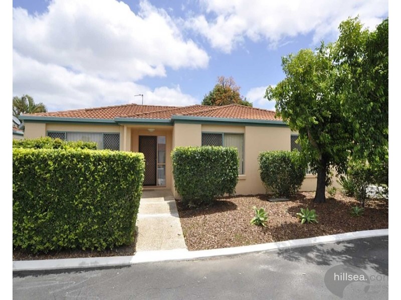 4/222 Central Street, Labrador QLD 4215