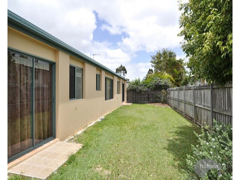 4/222 Central Street, Labrador QLD 4215