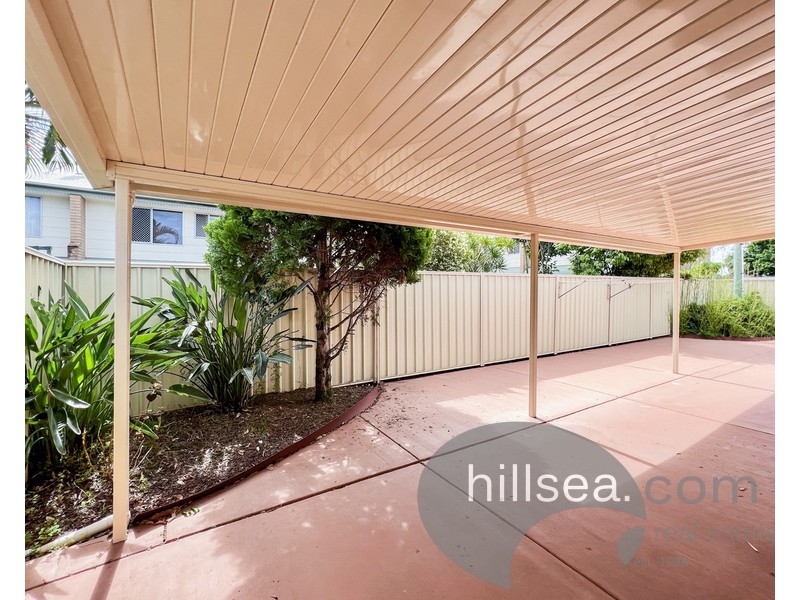 4/222 Central Street, Labrador QLD 4215