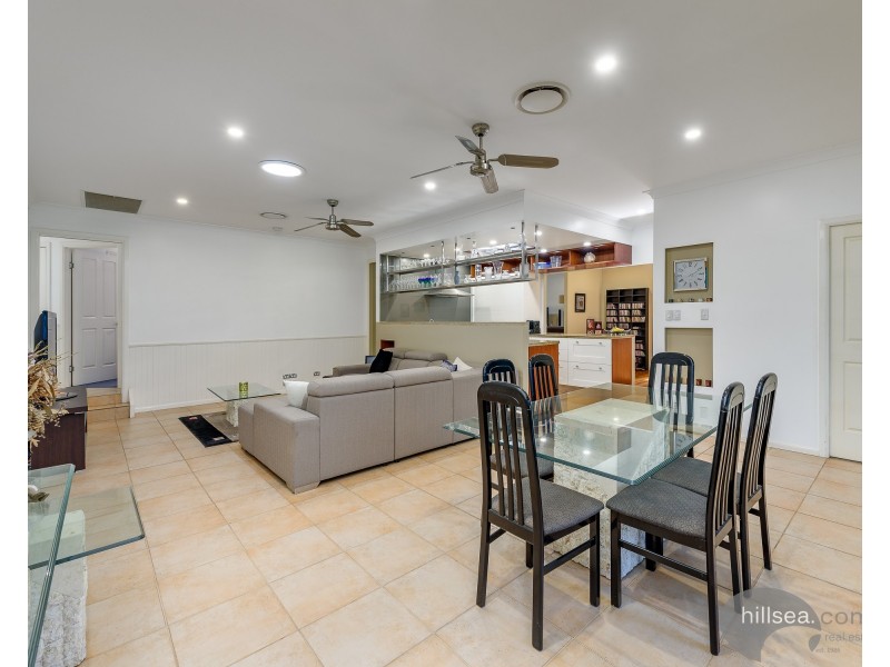 34 Ben Hogan Crescent, Parkwood QLD 4214