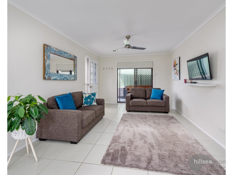 2/14 Callistemon Court, Arundel QLD 4214