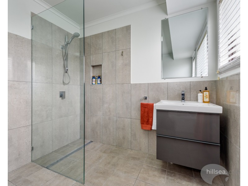 2/14 Callistemon Court, Arundel QLD 4214