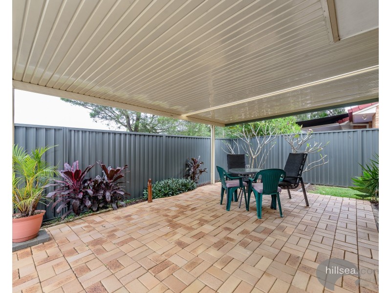 13/137 Olsen Avenue, Labrador QLD 4215