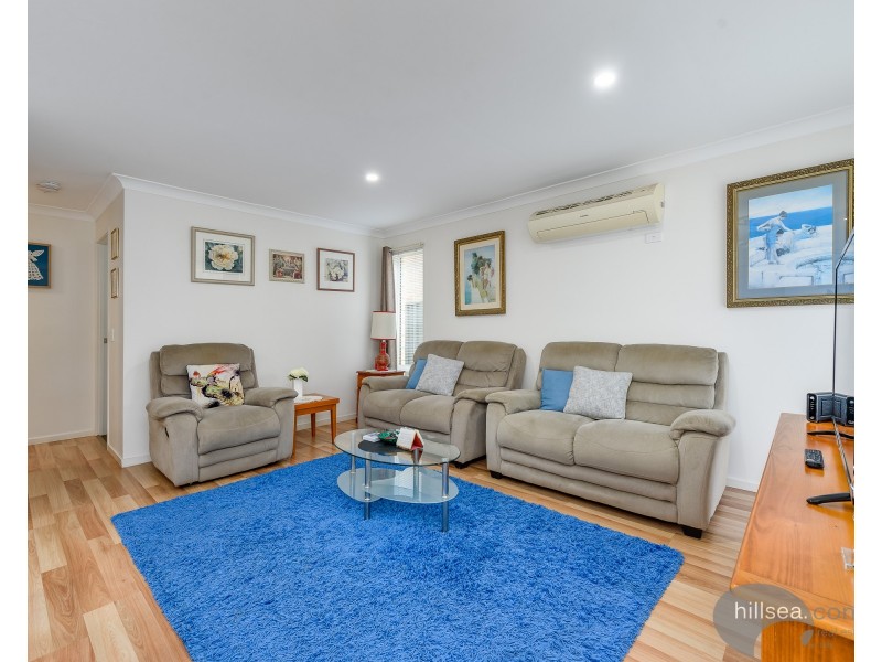 13/137 Olsen Avenue, Labrador QLD 4215