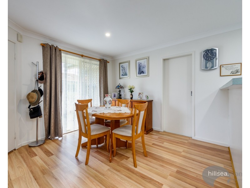 13/137 Olsen Avenue, Labrador QLD 4215