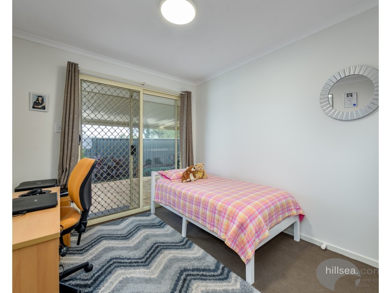 13/137 Olsen Avenue, Labrador QLD 4215