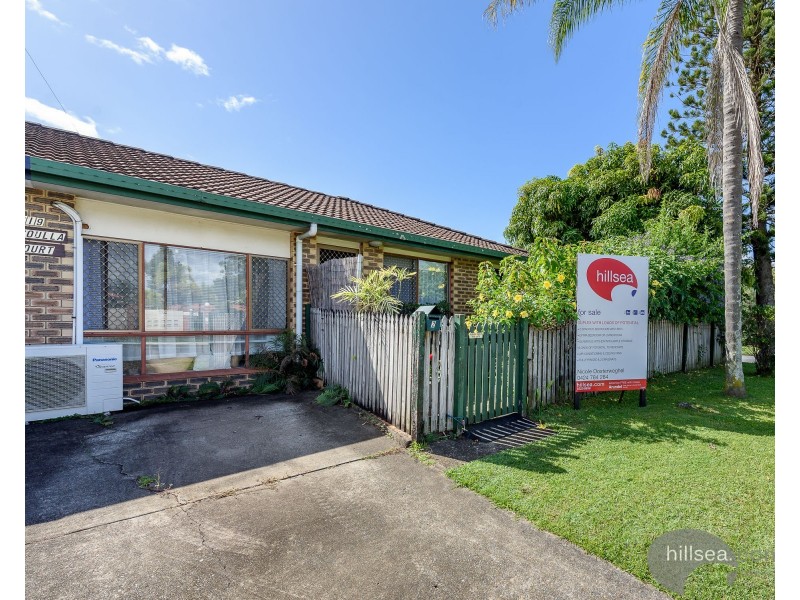 2/219 Central Street, Labrador QLD 4215