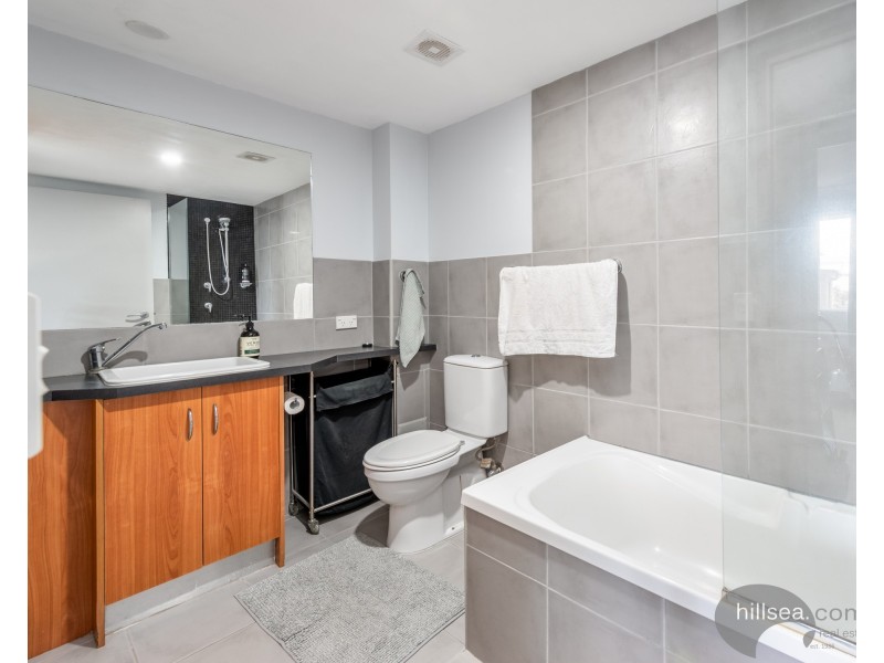 12/22 Oleander Avenue, Biggera Waters QLD 4216