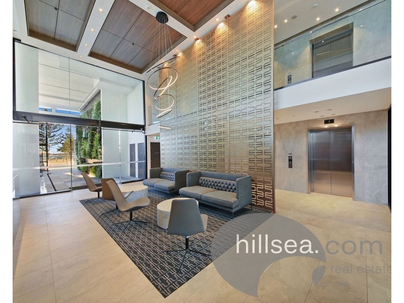 304/372 Marine Parade, Labrador QLD 4215