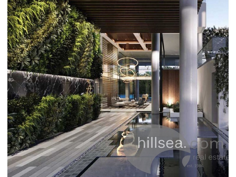 304/372 Marine Parade, Labrador QLD 4215