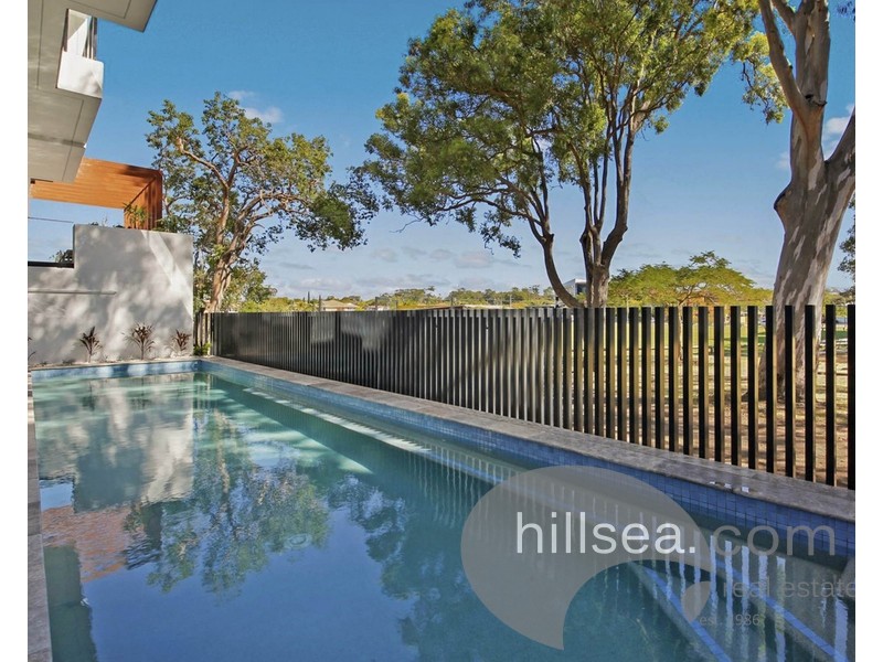 304/372 Marine Parade, Labrador QLD 4215