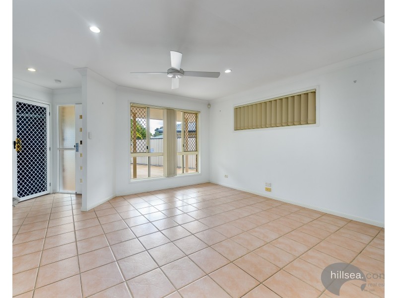 1/18 Jenaya Place, Labrador QLD 4215