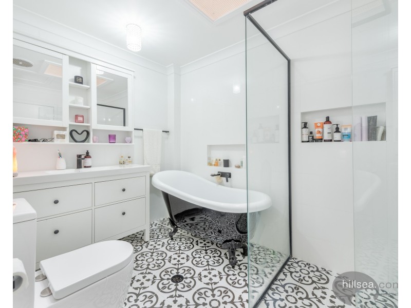 25/81 Olsen Avenue, Labrador QLD 4215