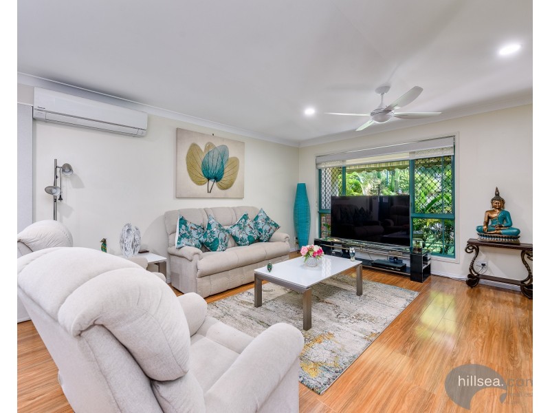 2/33 Brown Street, Labrador QLD 4215