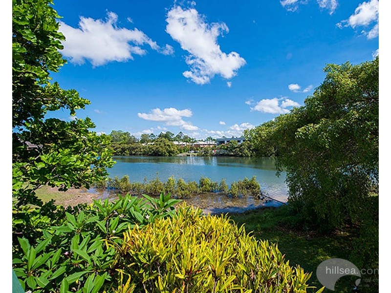 4/10 Tuesley Easement, Southport QLD 4215