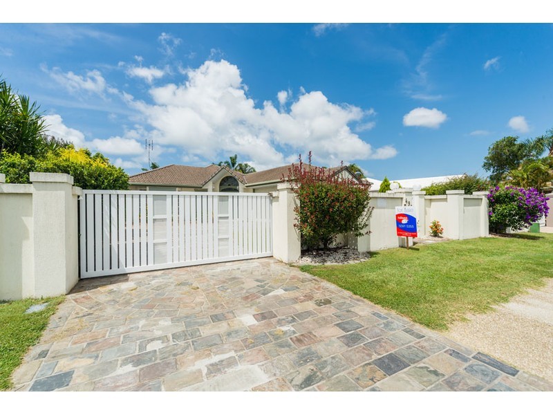 496 Oxley Drive, Runaway Bay QLD 4216