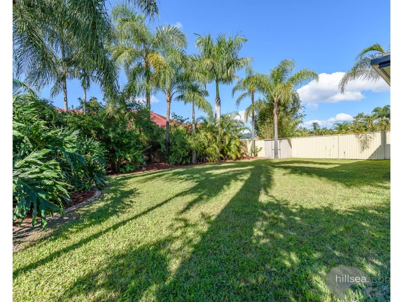 6 Chiffley Place, Arundel QLD 4214