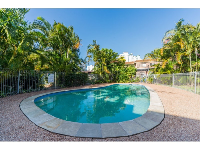 10/27 Whiting Street, Labrador QLD 4215