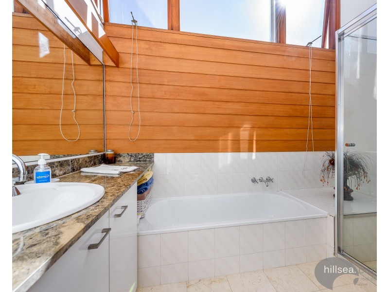 43 Jack Nicklaus Way, Parkwood QLD 4214